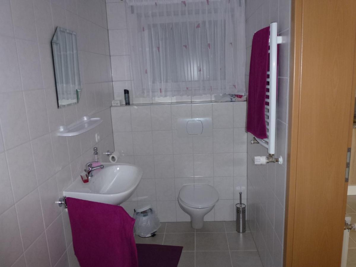 Ferienwohnung Erpel โอลเพอ ภายนอก รูปภาพ